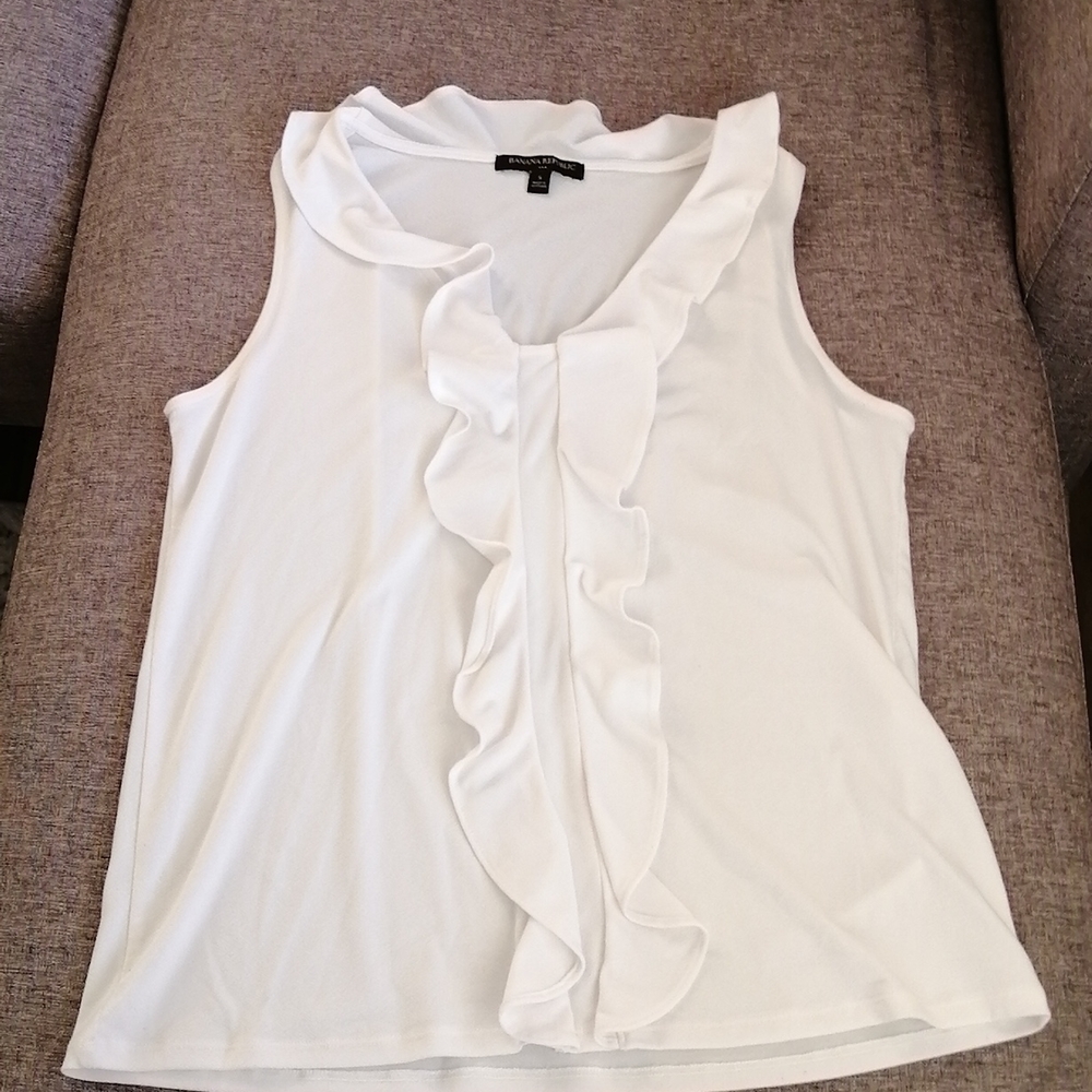 Banana Republic sleeveless blouse
